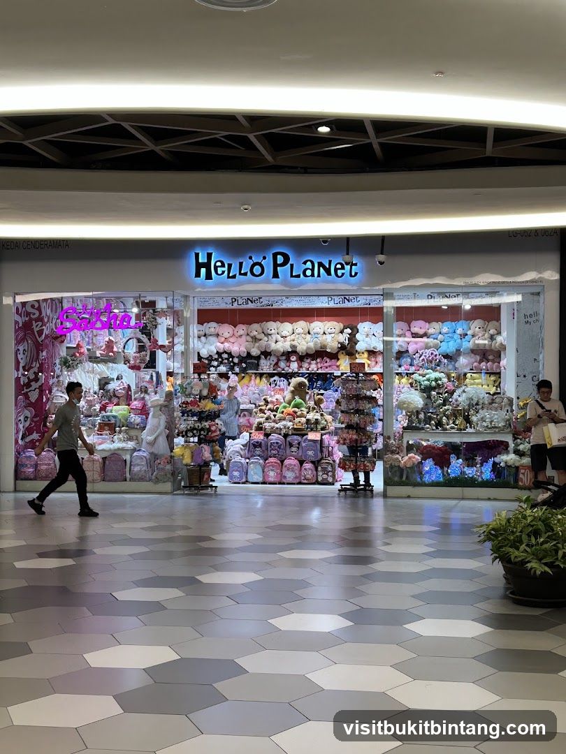 Hello Planet @ Mid Valley Megamall