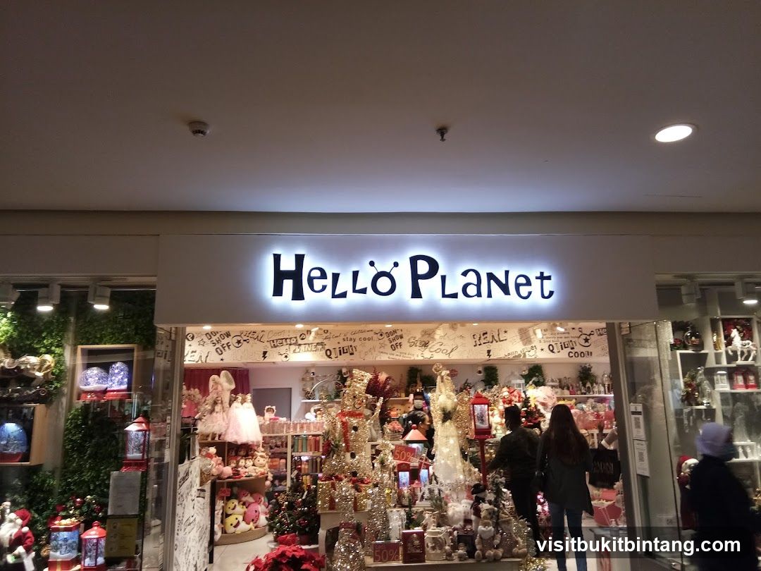 Hello Planet @ Mid Valley Megamall