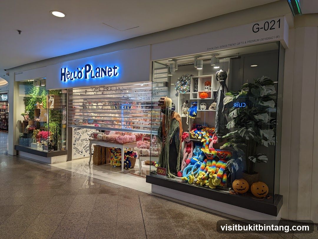 Hello Planet Storefront