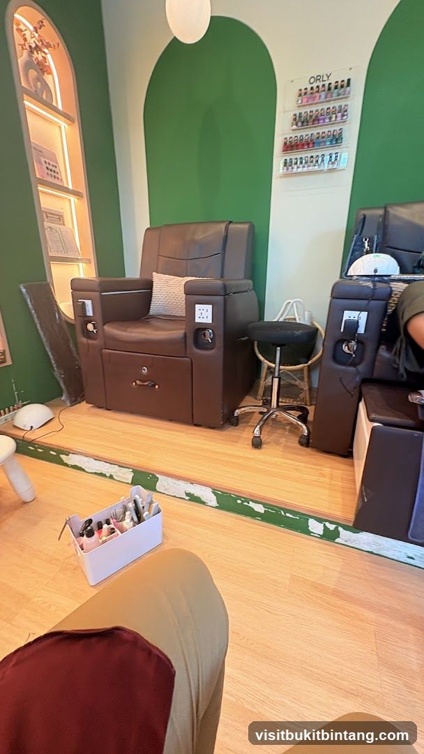 The Nail Place Beauty Bar @ Elmina