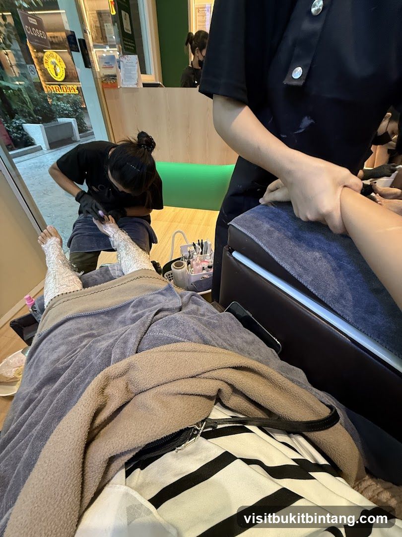 Nail Salon Service