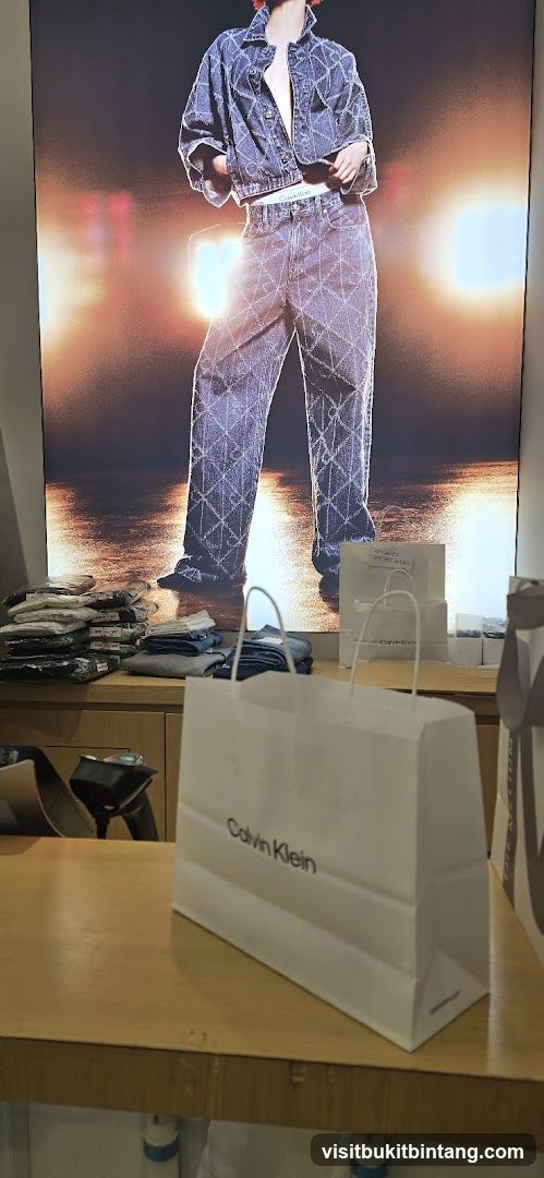 Calvin Klein Lalaport Outlet