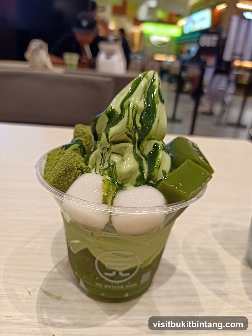 Matcha parfait with mochi and jelly