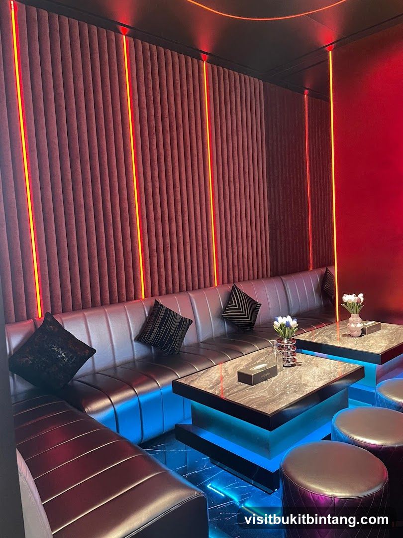 Modern Lounge Seating