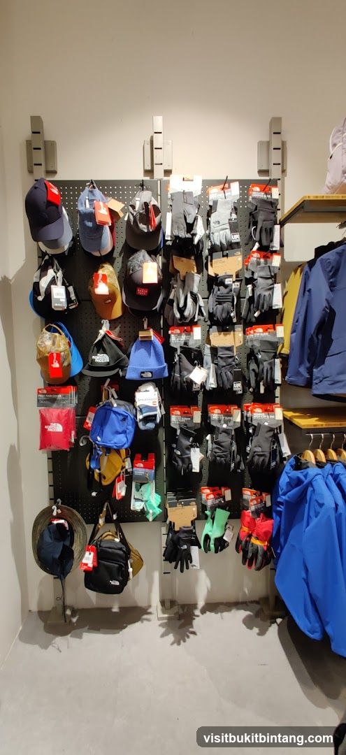 Outdoor Apparel Display