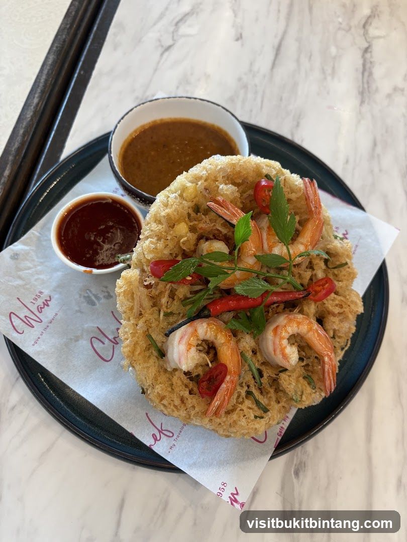Crispy Fried Dish with Shrimp and Sauces