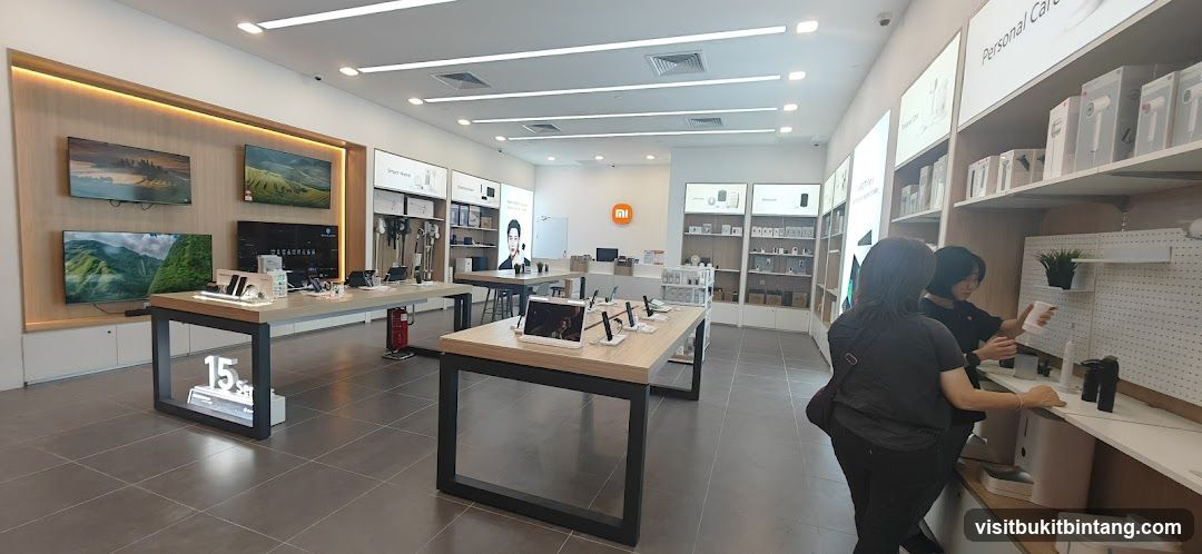 Xiaomi Store Interior