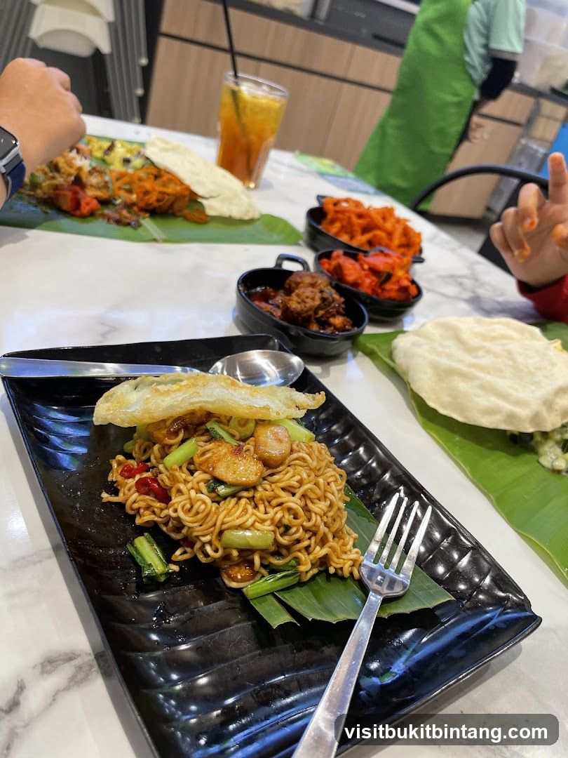 Noodles with Fried Egg and Side Dishes