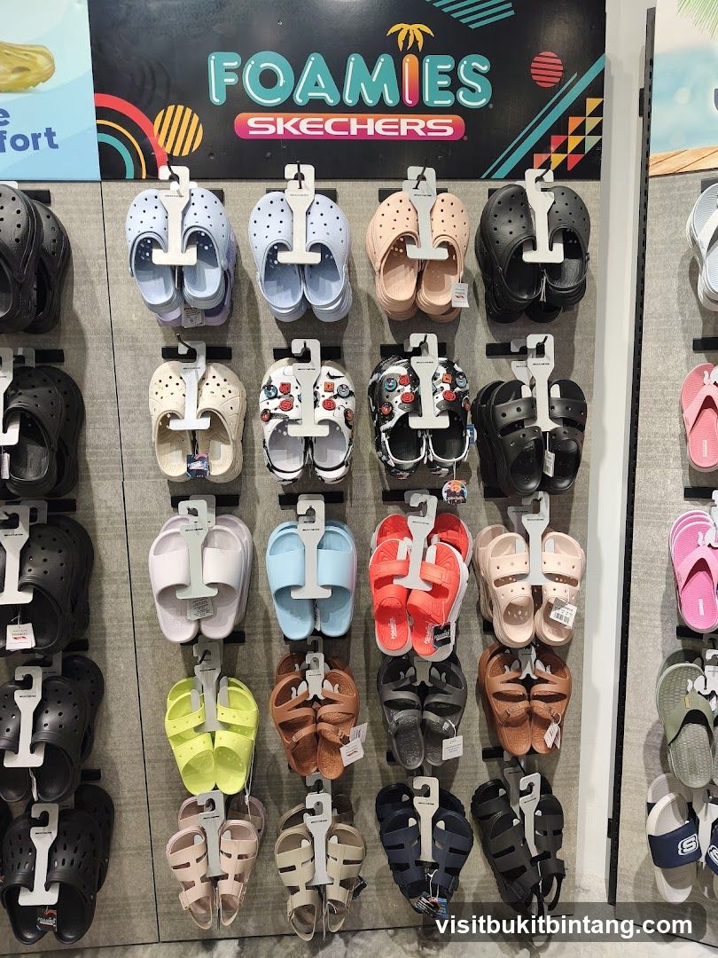 Skechers Foamies Display