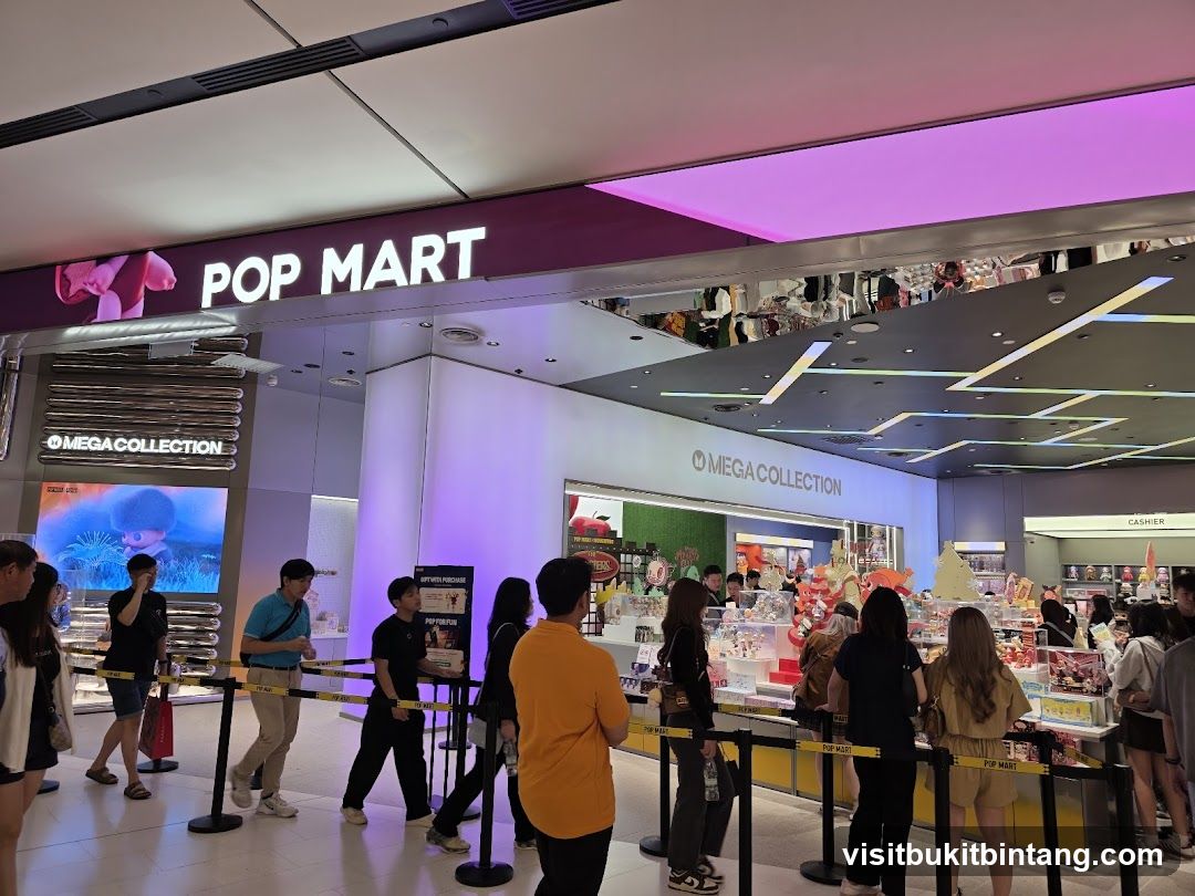 Pop Mart Storefront