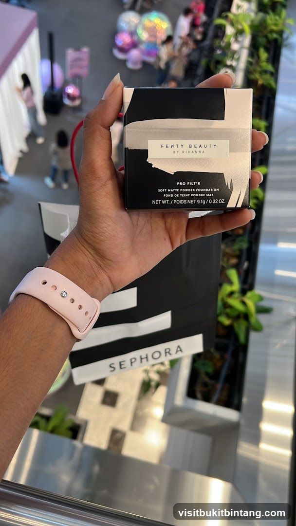 Fenty Beauty Pro Filt'r Soft Matte Powder Foundation