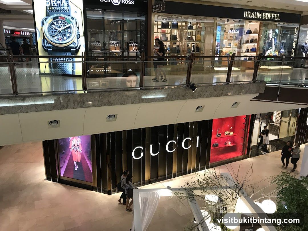 Gucci Storefront