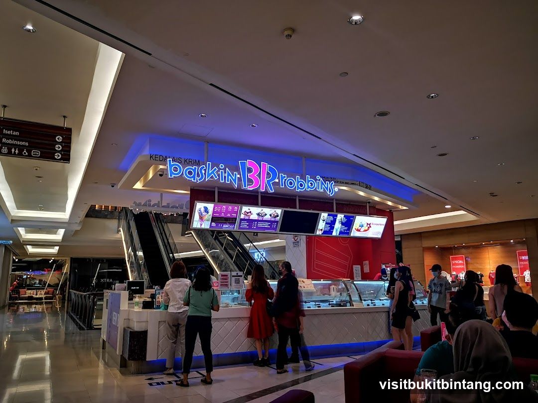 Baskin-Robbins Ice Cream Shop