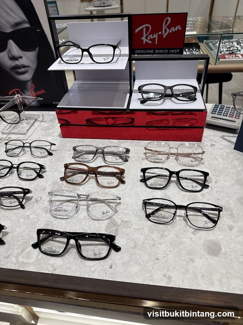 Ray-Ban Eyeglasses Display