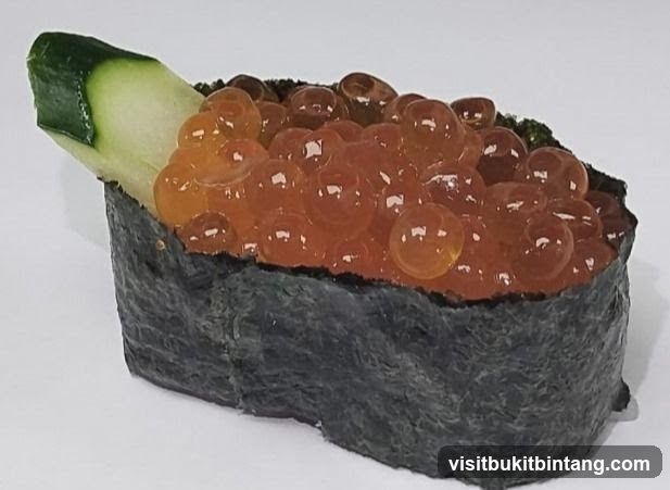 Ikura Gunkan Maki Sushi