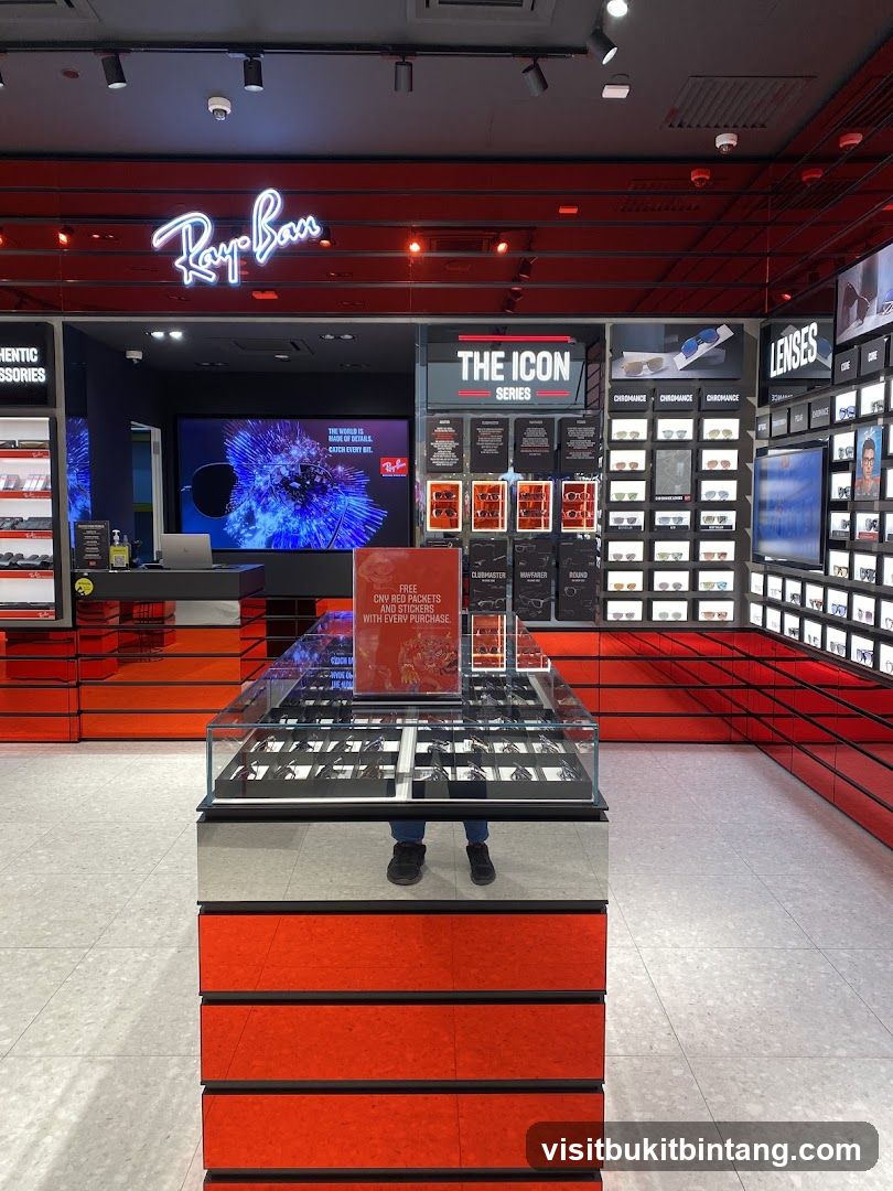 Ray-Ban Store Interior
