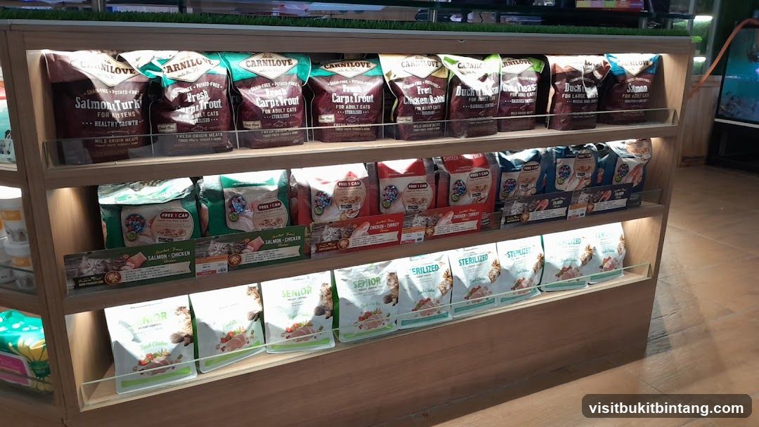 Pet Food Display