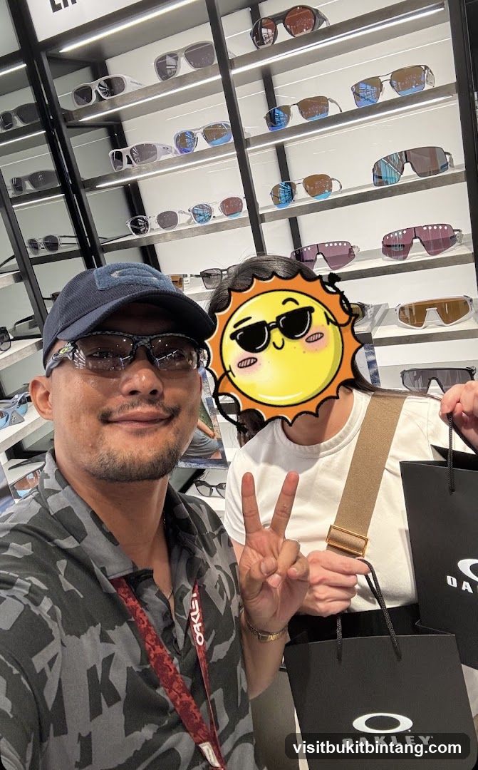 Oakley Store Display