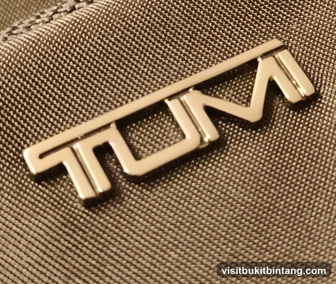 Tumi Logo