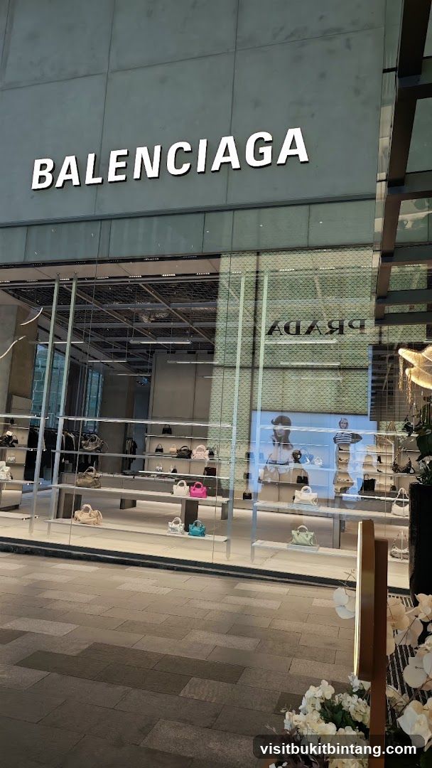 Balenciaga Storefront
