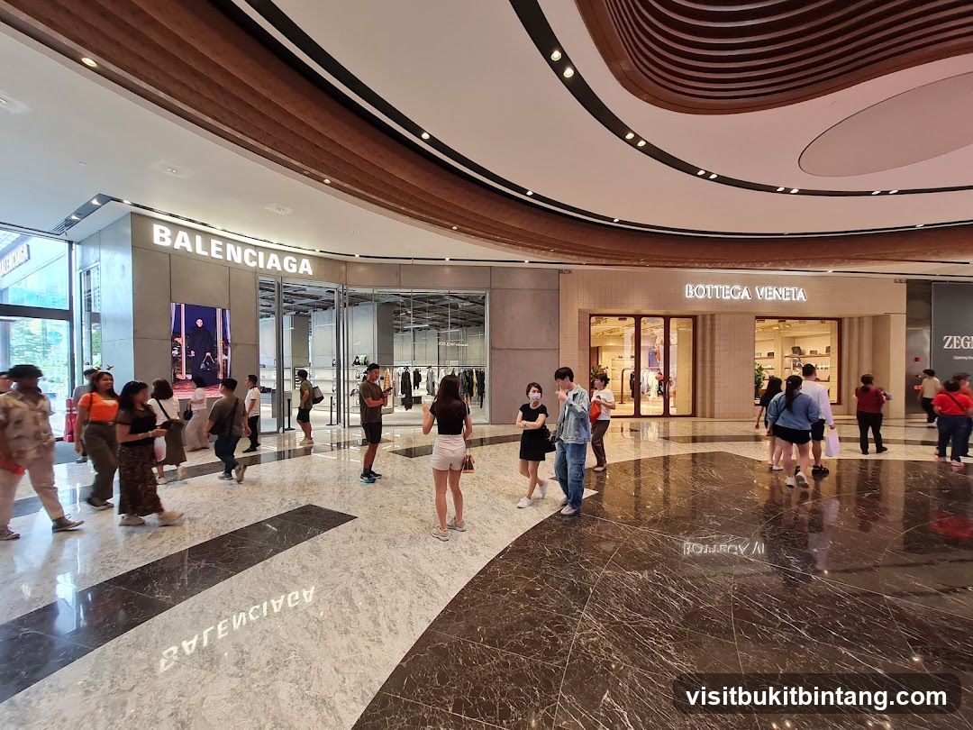 Balenciaga and Bottega Veneta Storefronts