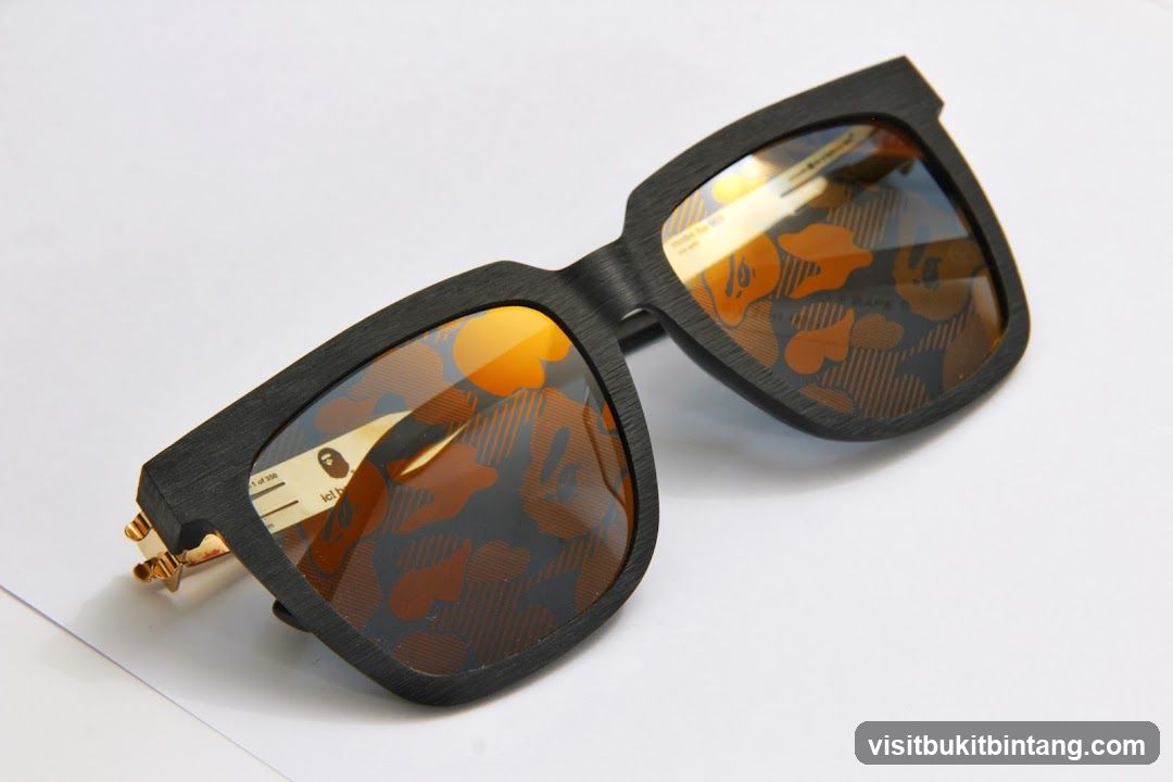 Sunglasses with Camouflage Pattern