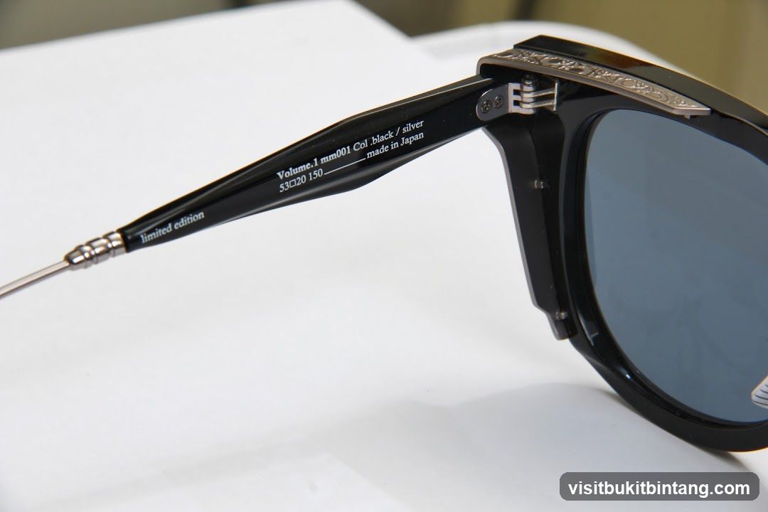 Black Sunglasses