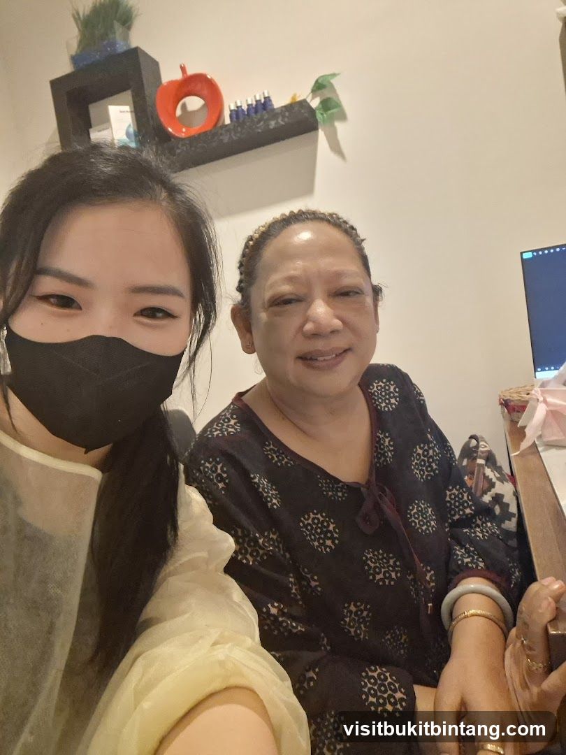 Two women posing for a selfie
