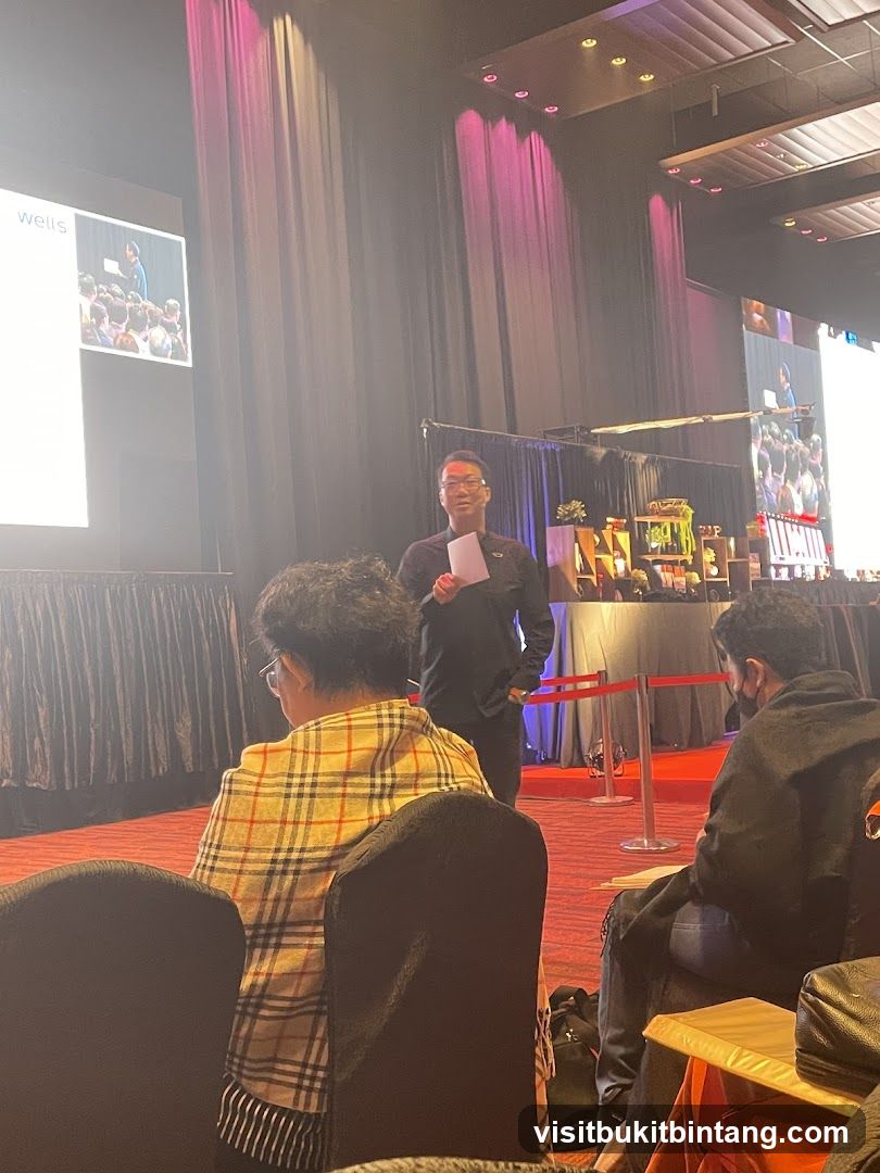 Presentation in a conference hall