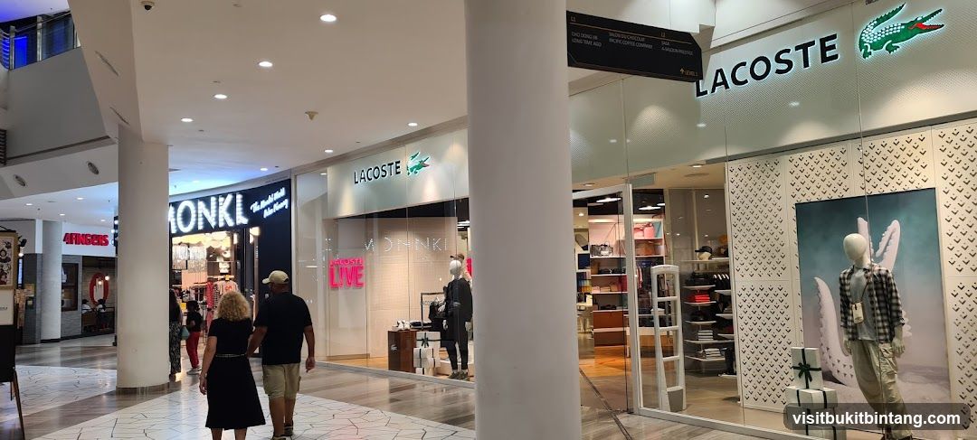 Lacoste @ Gurney Paragon