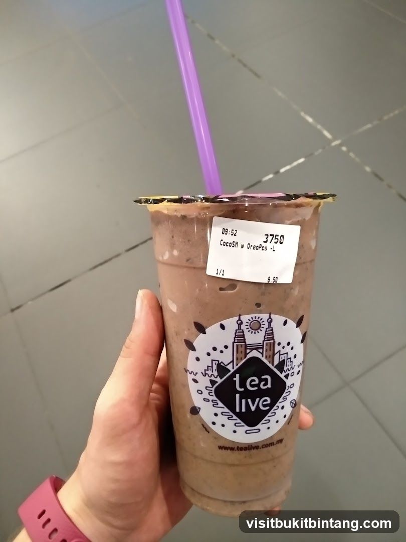 Chocolate Drink with Oreo