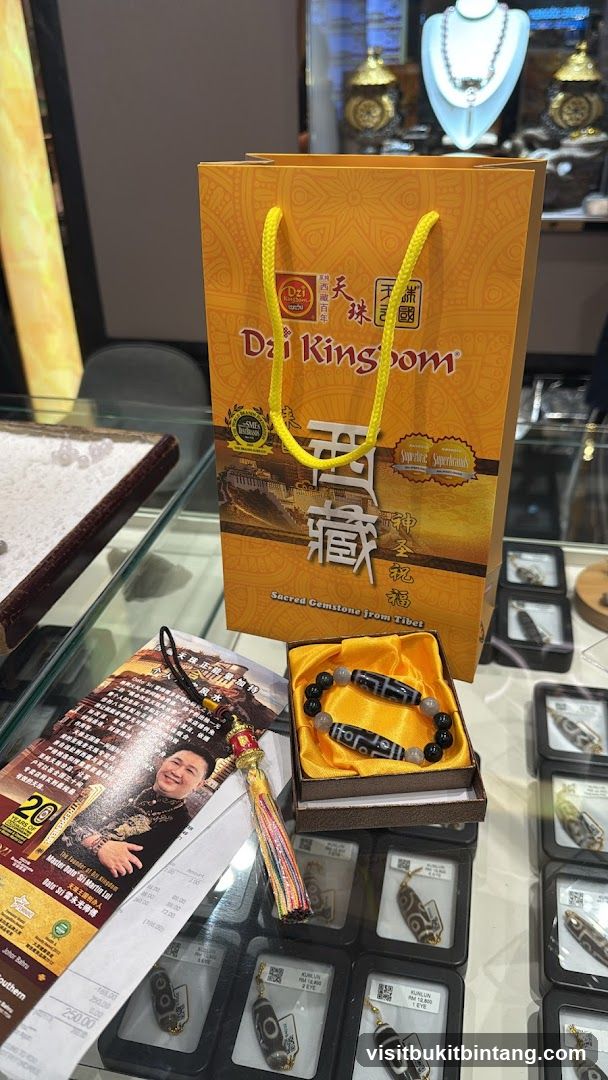 Dai Kingdom Bracelet and Pendants