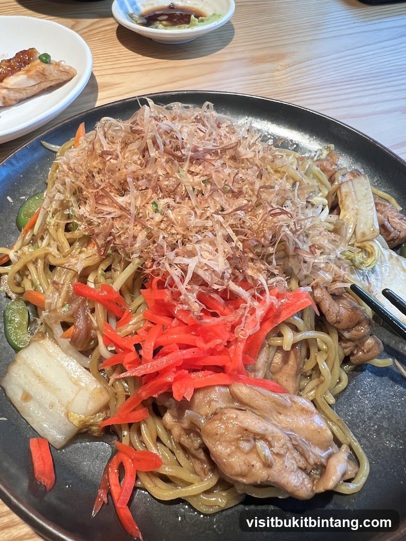 Yakisoba with Toppings