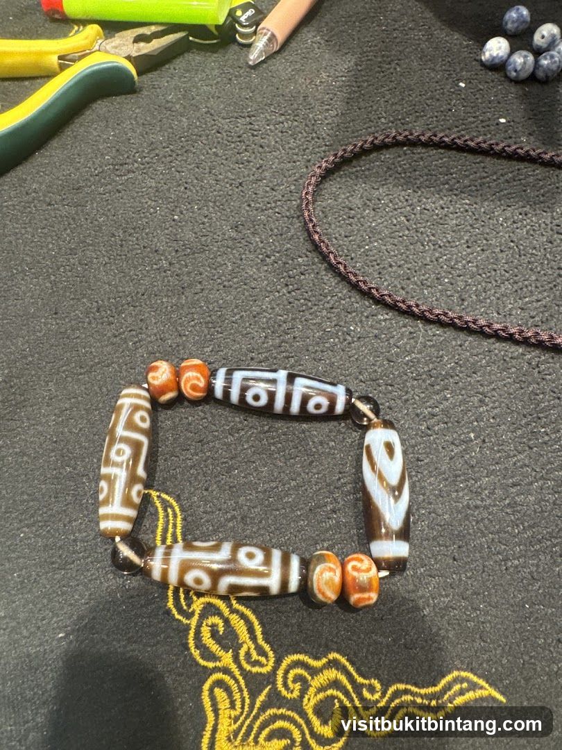 Bracelet with Dzi Beads
