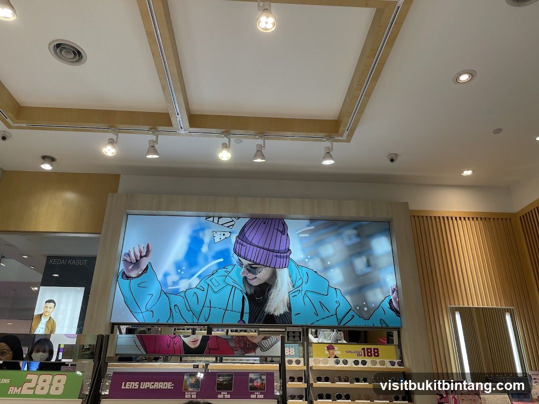 Eyewear Store Display