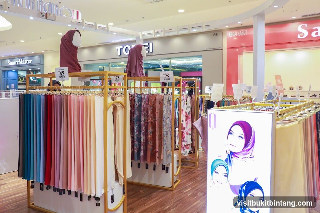 Qaira Hijab Aeon Shah Alam