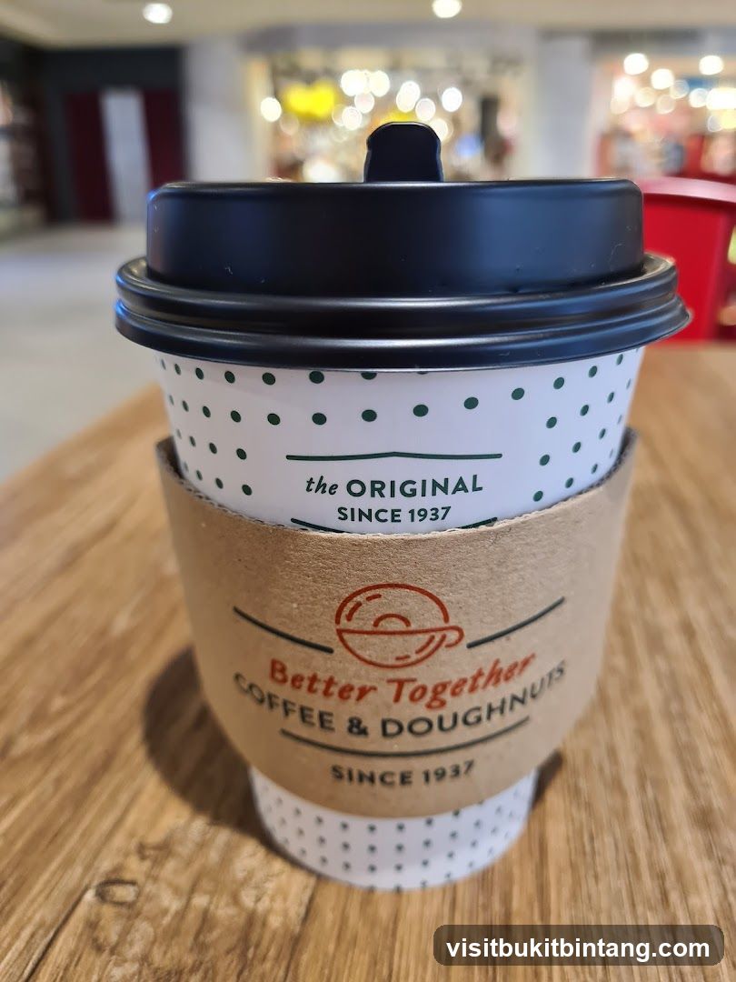 Coffee cup with sleeve