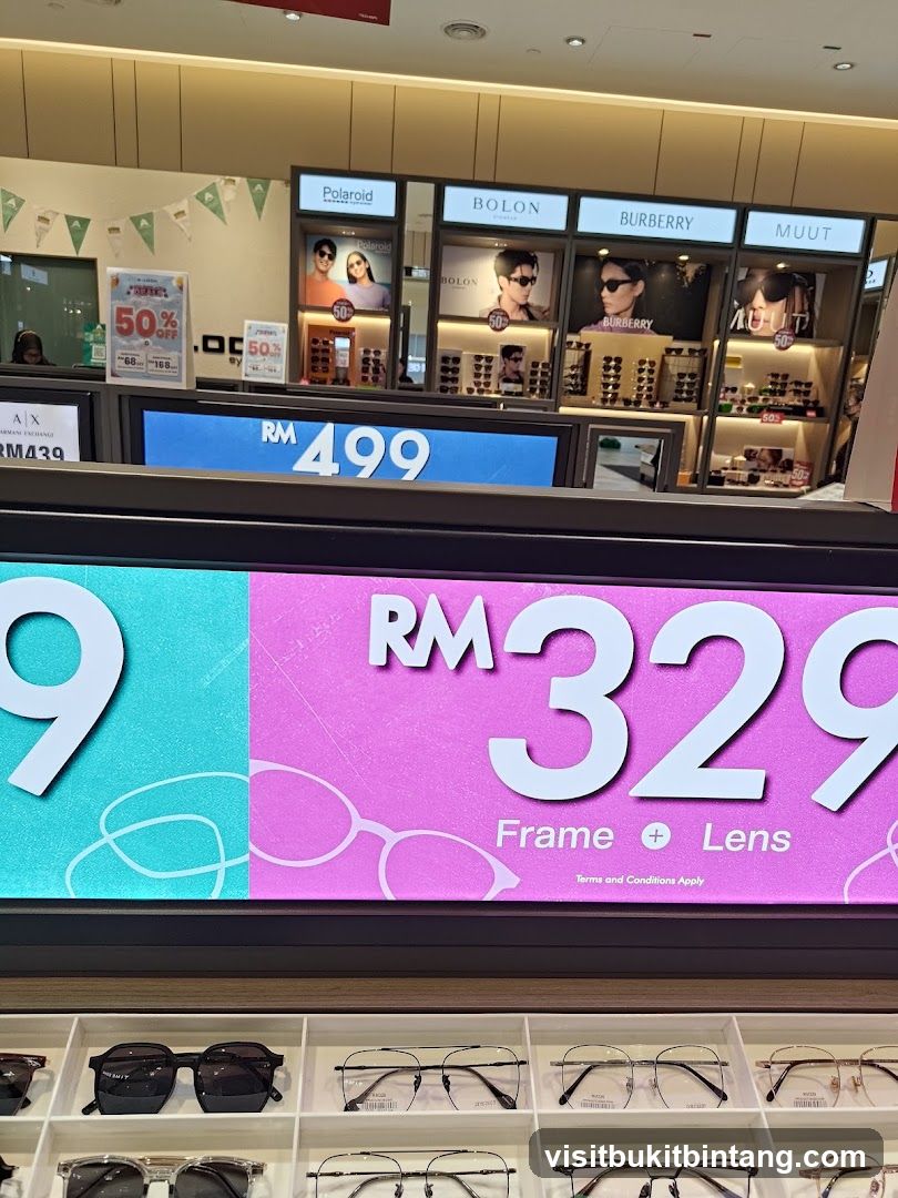 Eyewear Store Display