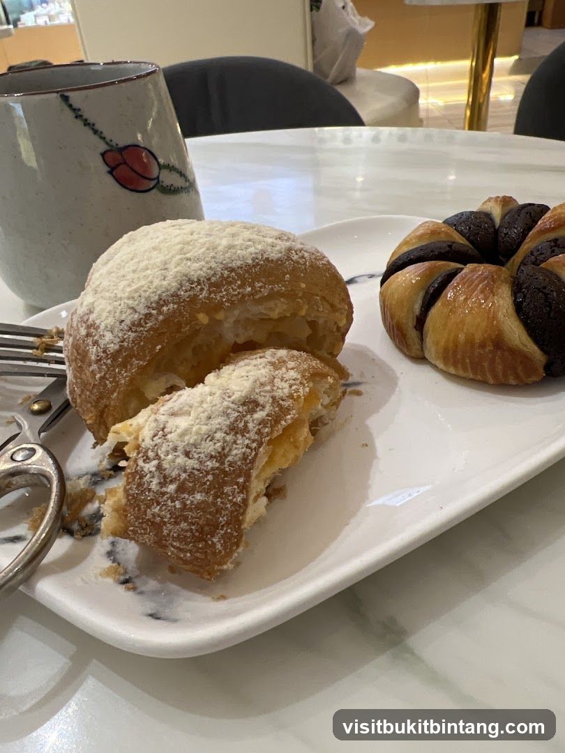 Chizu @ Setia City Mall (Cheese Drinks and Croissant)