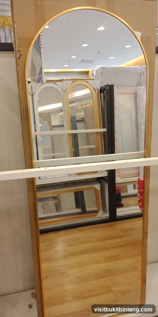 Arched Mirror Display