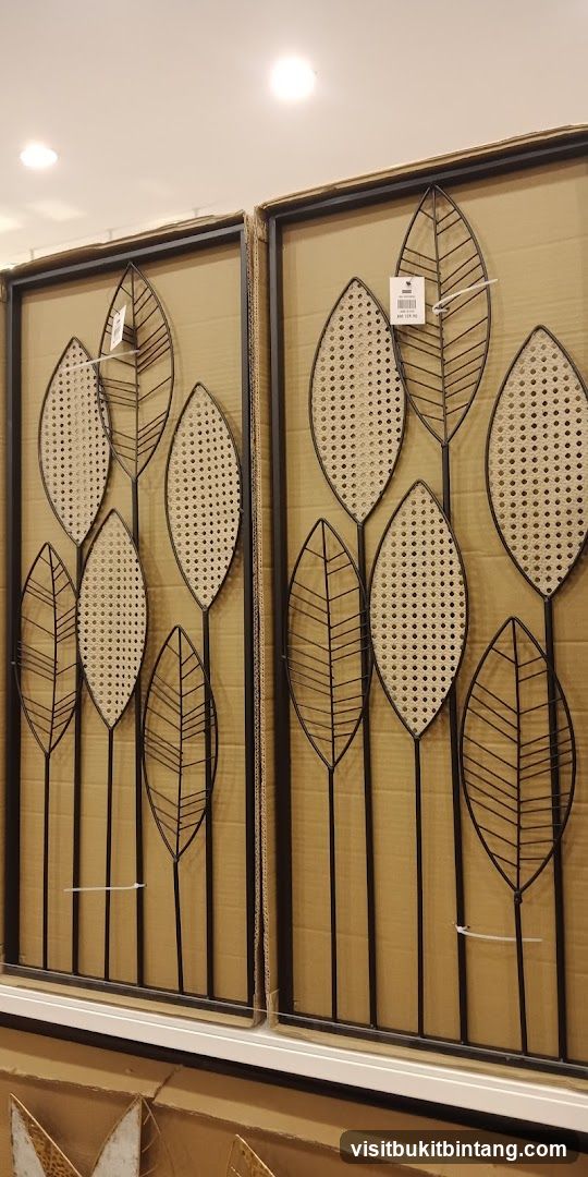 Leaf Wall Decor