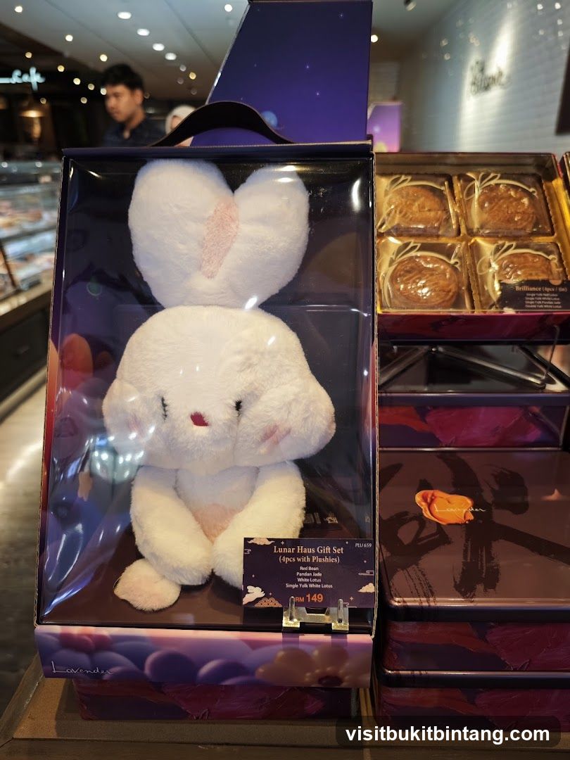 Lunar Haus Gift Set