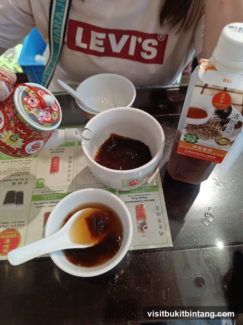 Herbal Tea and Dessert