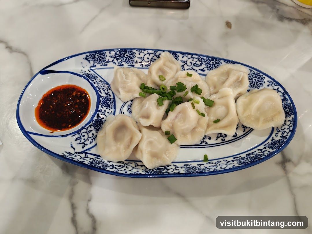 Dumplings with Chili Sauce