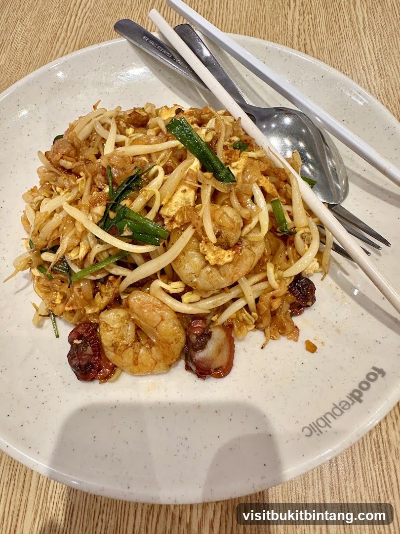 Shrimp Fried Rice with Bean Sprouts