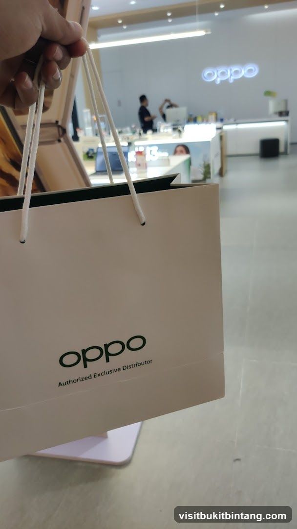 OPPO SALES & SERVICE CENTRE @ SETIA CITY MALL