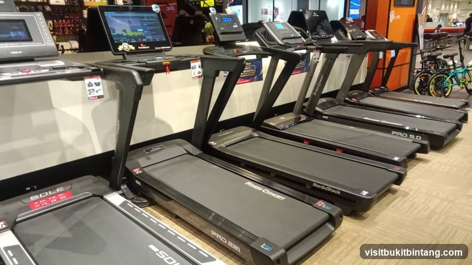 Treadmills on Display