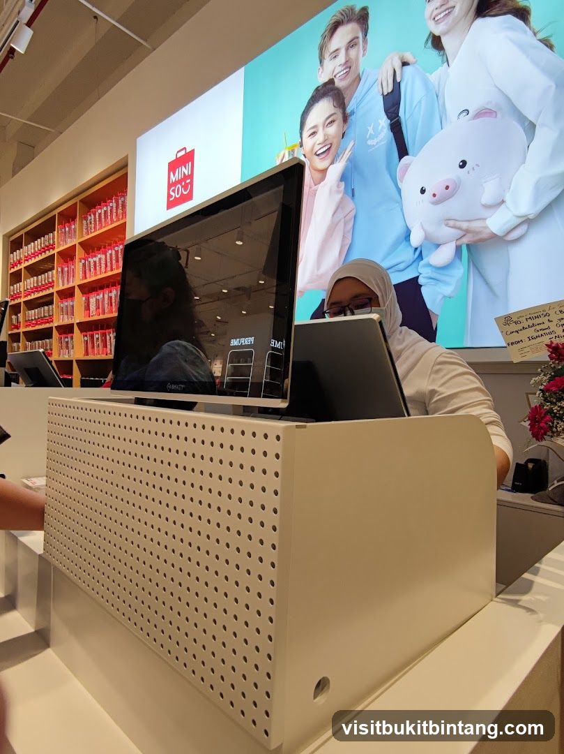 Miniso Store Counter