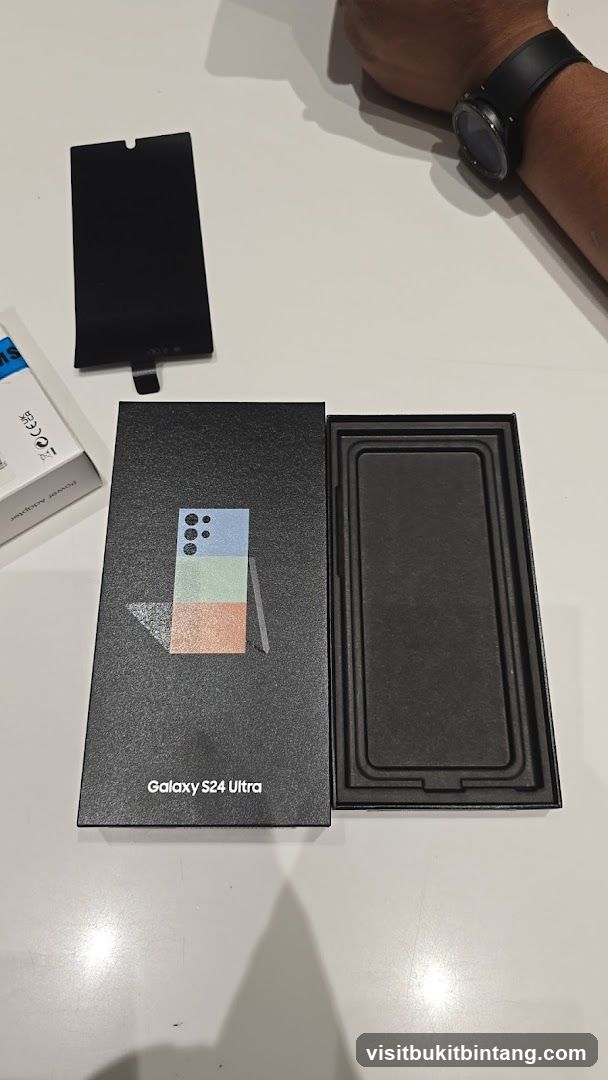 Galaxy S24 Ultra Unboxing