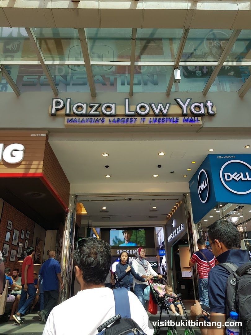 Samsung Experience Store Low Yat (Ground Floor)